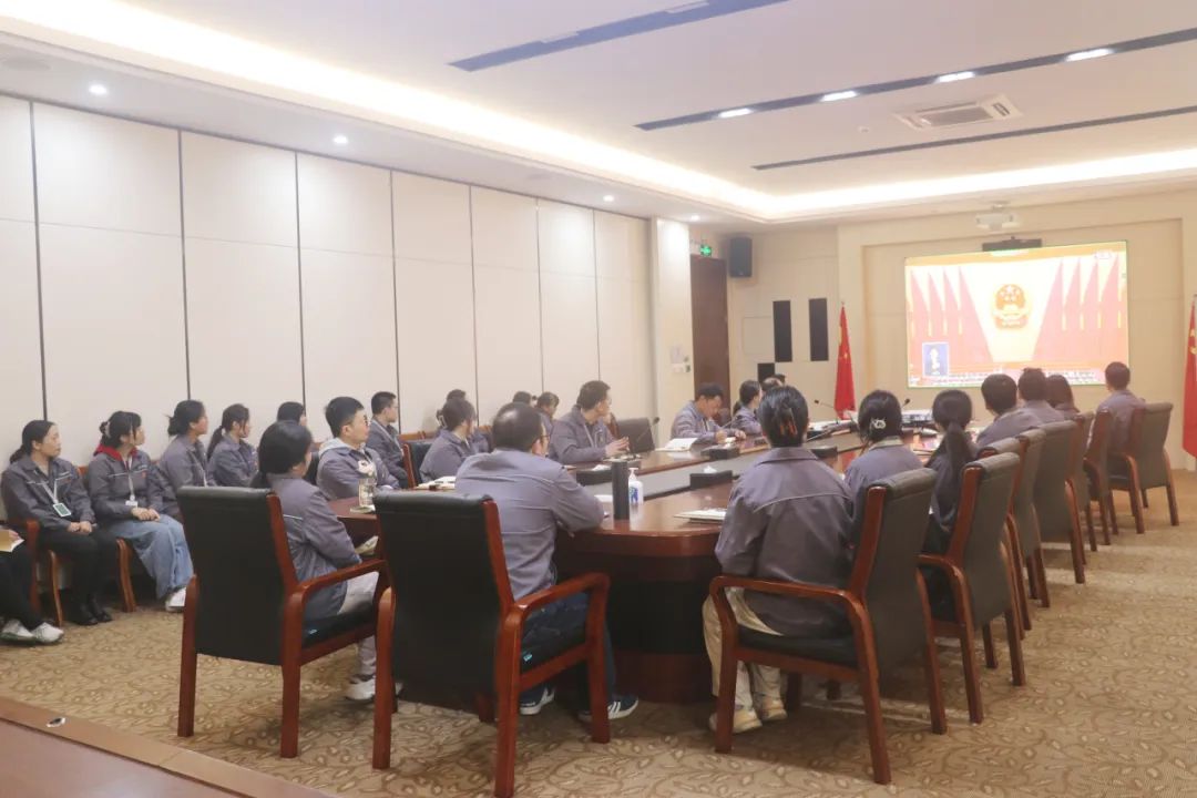 20240306-2-邦普循環(huán)組織收看第十四屆全國人民代表大會(huì)第二次會(huì)議開幕會(huì).jpg